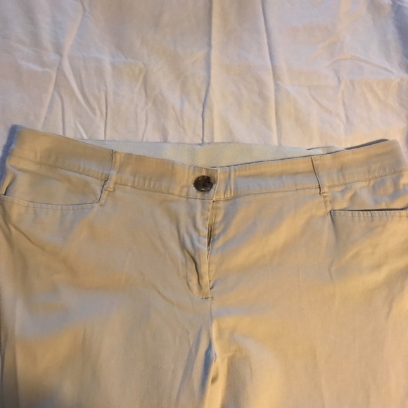 Studio Works Woman’s Capri - Picture 1 of 5